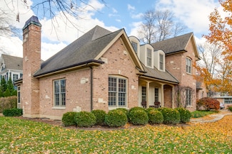 544 E Washington Ave, Lake Bluff, IL 60044