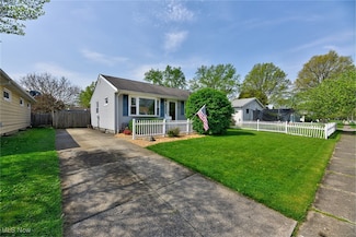 712 Alameda Ave, Cuyahoga Falls, OH 44221