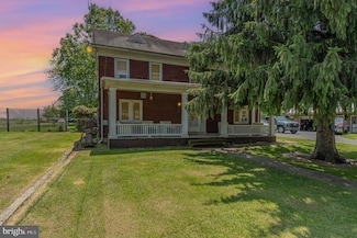 48 Back St, Carlisle, PA 17015