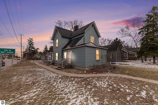 630 W Eighth St, Traverse City, MI 49684