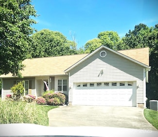 317 Robert Keever Rd, Stanley, NC 28164