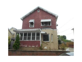 90 Meadow St, Pawtucket, RI 02860