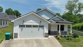 116 Church St, Adairsville, GA 30103