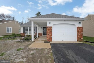 21 Stratford Rd, Southampton, NJ 08088