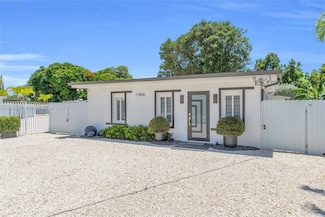 11840 SW 220th St, Miami, FL 33170