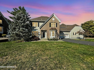 31 Canterbury Way, Wayne, NJ 07470