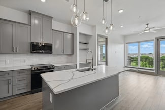 2700 Old Denton Rd Unit 3324, Carrollton, TX 75007