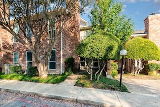 7510 Holly Hill Dr Unit 132B, Dallas, TX 75231