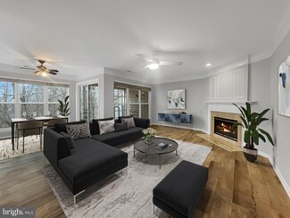 9286 Cardinal Forest Ln Unit 302, Lorton, VA 22079