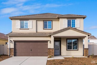 7802 Grapefruit Dr, Bakersfield, CA 93313