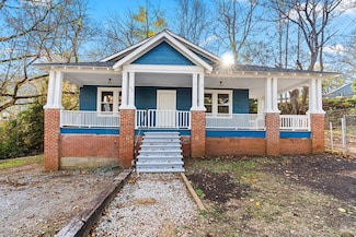 33 Fairview Ave, Ware Shoals, SC 29692