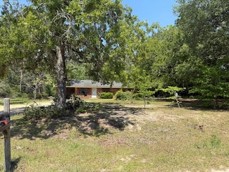 589 Mossy Oak Rd, Douglas, GA 31535