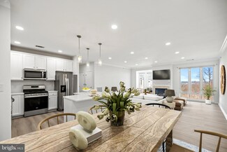 1621 Ladue Ct Unit 403, Woodbridge, VA 22191
