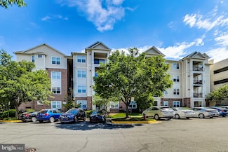 12957 Centre Park Cir Unit 201, Herndon, VA 20171