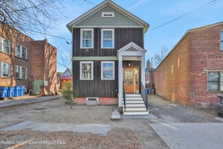 31 Prince St, Kingston, NY 12401