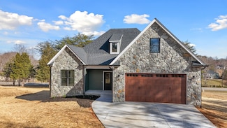 105 Peach Tree Ct, Huddleston, VA 24104