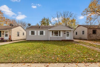 435 E Douglas Dr, Brownsburg, IN 46112