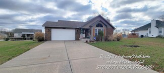 18664 Sterett Creek Village Dr, Warsaw, MO 65355