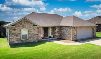 1307 Hickery St, Pea Ridge, AR 72751