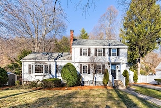 23 Mount Vernon Ave, Melrose, MA 02176