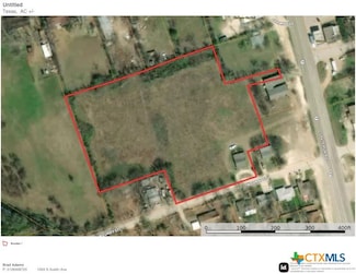 104 W Curry St, Florence, TX 76527