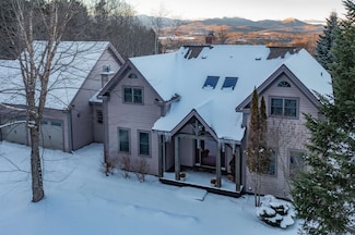 705 Taber Ridge Rd, Stowe, VT 05672