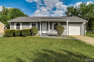 1335 Shallow Lake Dr, O Fallon, MO 63366