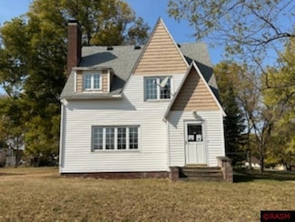 116 116 Cedar St, New Ulm, MN 56073