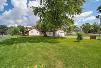 407 Hague Ave, Jackson, MI 49203