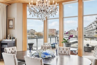 541 E Erie St Unit 201, Milwaukee, WI 53202