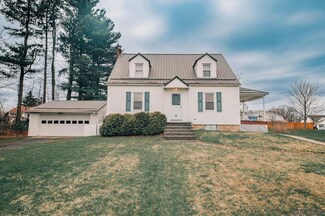 4 Colonial Ridge Rd, Johnstown, PA 15904