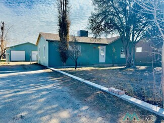 510 N 2nd St, Carlsbad, NM 88220