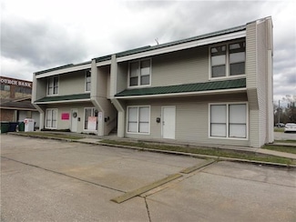 700 Covington Center None Unit 4, Covington, LA 70433