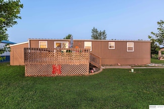 650 County Road 49, Tekamah, NE 68061