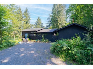 722 Cedar Falls Rd, Washougal, WA 98671