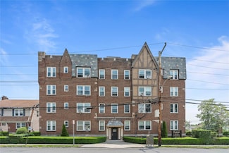 2 Lockwood Ave Unit 3B, Bronxville, NY 10708