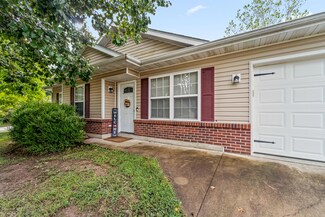 240 E Tully Ct, Columbia, MO 65202