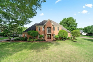 9528 Dogwood Estates Dr, Germantown, TN 38139