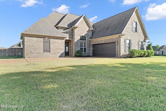 1739 Treestand Rd, Southaven, MS 38672