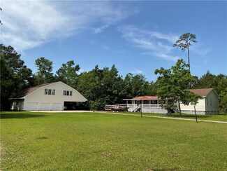 57428 Mainegra Rd, Slidell, LA 70460