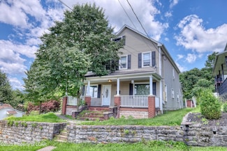 280 E Poplar St, Plymouth, PA 18651