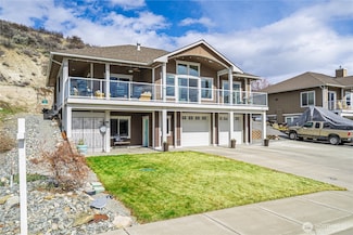 120 Madisen Ln, Chelan, WA 98816