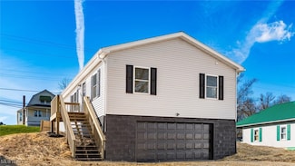 260 Zanesville Rd, Roseville, OH 43777