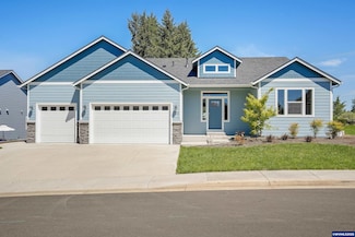 704 NW George Ct, Sublimity, OR 97385