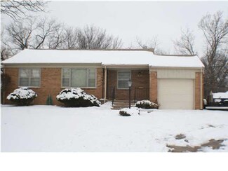 1213 Fabrique St, Wichita, KS 67218