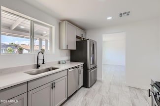 3235 W Mariposa St, Phoenix, AZ 85017