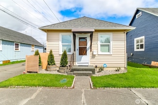 208 N Washington St, Aberdeen, WA 98520