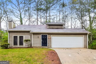 6273 Willowbrook Dr, Riverdale, GA 30296
