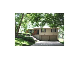 7309 NW 73rd Terrace, Kansas City, MO 64152