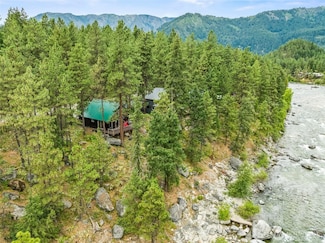 11478 River Bend Dr, Leavenworth, WA 98826